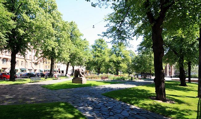 Parque del Oso (Karhupuisto) en el barrio de Kallio 