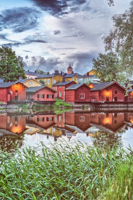 Las casas rojas del barrio antiguo de la ciudad de Porvoo 