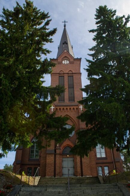 La-iglesia-de-Nurmes_fotoLakelandBomba