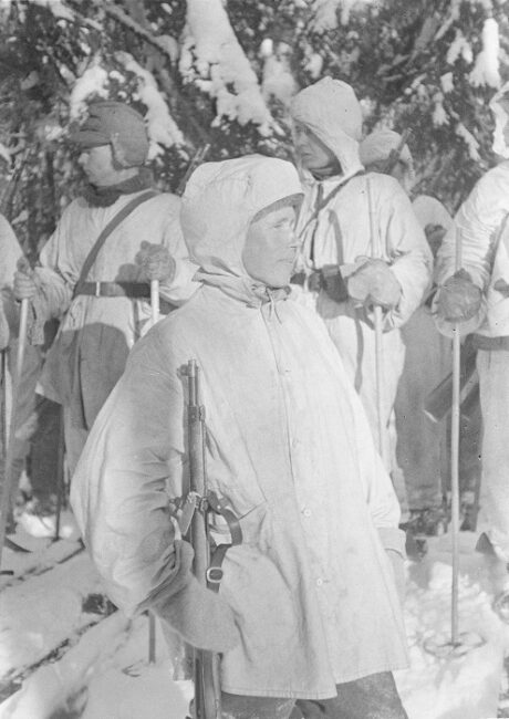 Simo-Häyhä-en-febrero-de-1940_fotoFinna-Wikipedia