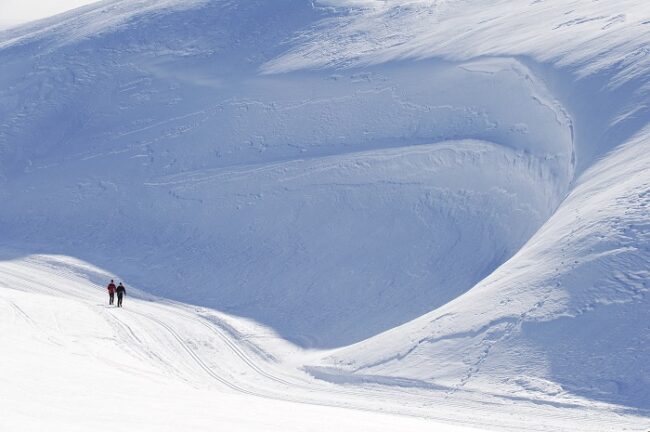 Las-pistas-de-esquí-de-fondo-en-Ylläs-nos-llevaran-a-lugares-bien-salvajes_fotoJuliaKivelä-KuruResort-VisitFinland